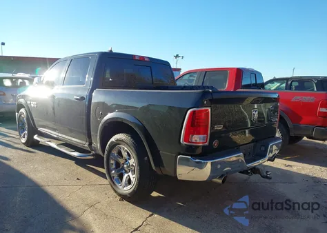 2016 Ram 1500 Laramie из США, поврежденный, VIN 1C6RR7NT0GS124834